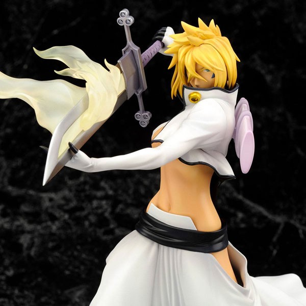 Halibel figure Bleach deals 1/8