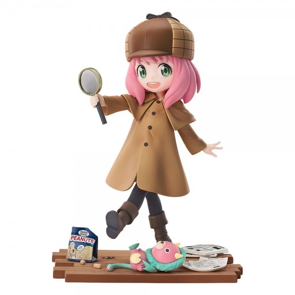 Spy x Family: Anya Forger Detective Ver. 1/7 Scale PVC Statue